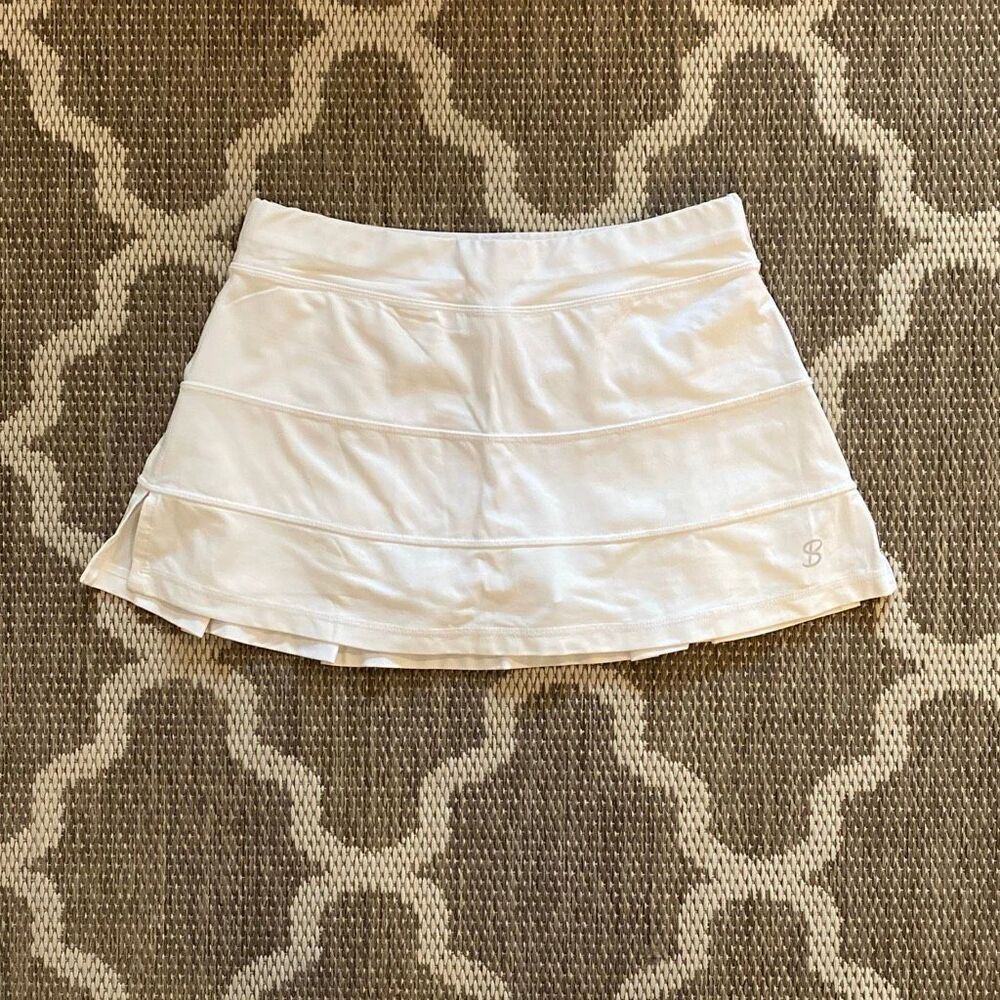 Sofibella tennis skirt, women’s size medium